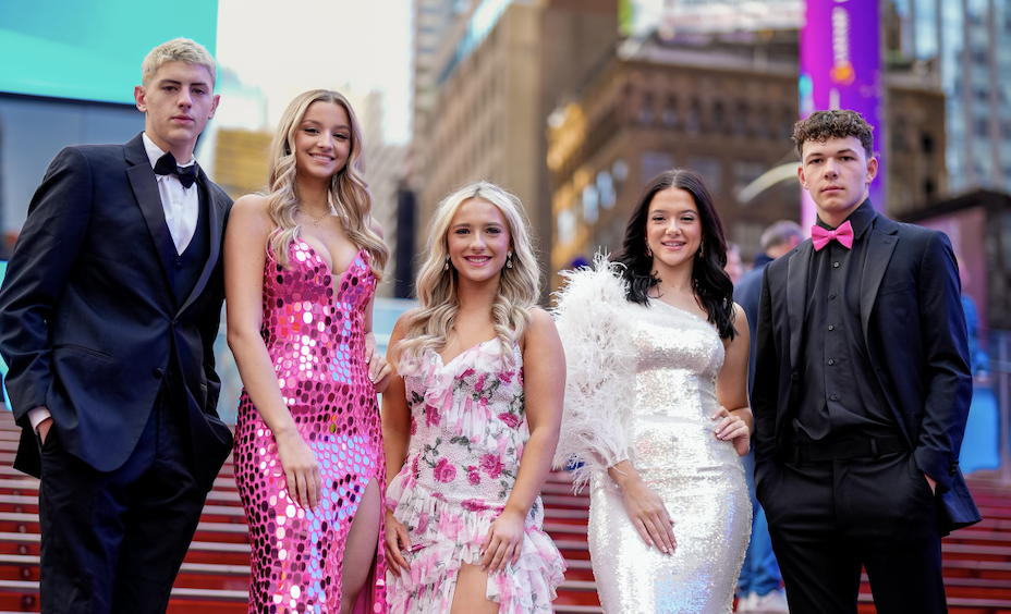 GG Formals in the City: The Ultimate Prom Experience Image